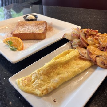 Keke's Breakfast Cafe - Omelet, French Toast, Potatoes - American Near Me - Ocoee, Florida