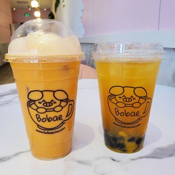 Bobae Coffee & Tea - Bae-Kok Thai Milk Tea (with ice cream) and Mango Oolong - Bubble Tea Near Me - Issaquah, Washington