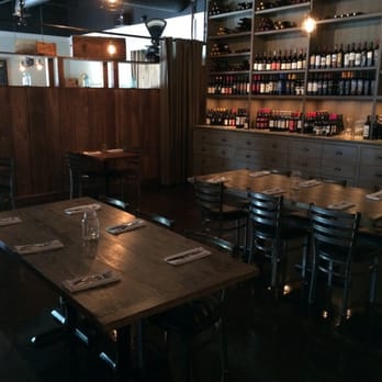 Neat Kitchen + Bar - Restaurant seating - Bars Near Me - Westmont, Illinois Neat Kitchen + Bar - Restaurant seating - Bars Near Me - Westmont, Illinois