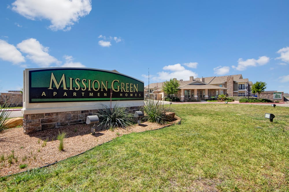 MISSION GREEN APARTMENT HOMES Updated September 2024 19 Photos