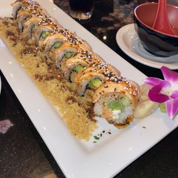 Ichimaru - Crunchy Salmon Roll - Thai Near Me - Stuart, Florida