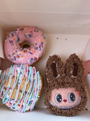 Pinkbox Doughnuts by null