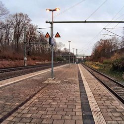 Völkerschlachtdenkmal - Am Zugehörigen S-Bahnhof (01/2023)