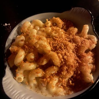 Fin & Tonic - Mac and Cheese - New American Near Me - Suffolk, Virginia