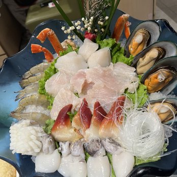 Haidilao Hotpot Flushing - Seafood platter - Hot Pot Near Me - Flushing, New York Haidilao Hotpot Flushing - Seafood platter - Hot Pot Near Me - Flushing, New York