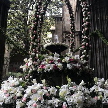 Runner Bean Tours - Historical Tours Near Me - Barcelona, B Runner Bean Tours - Historical Tours Near Me - Barcelona, B