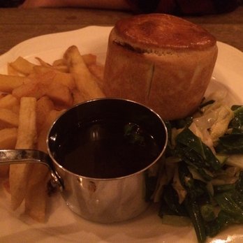 The Blackbird - Steak & London Pride - Pubs Near Me - London, XGL