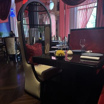 LiLi - Dim Sum Near Me - Paris, 75