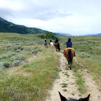 Rockin' HK Outfitters - Out on the trail - Tours Near Me - Pray, Montana