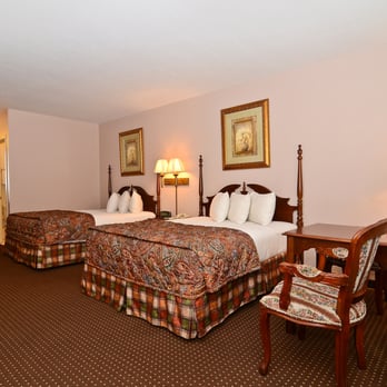 Americas Best Value Inn - Two Double Beds - Hotels Near Me - Sealy, Texas