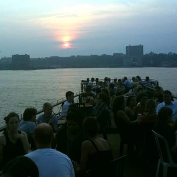 Frying Pan NYC - Sunset - Bars Near Me - New York, New York