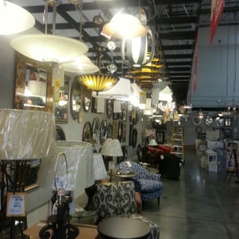 Lamps Plus - Home Decor Near Me - Redlands, California