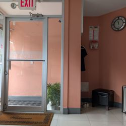 Evergreen Beauty Salon - Double Doors with Doorbell
