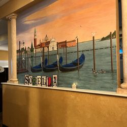 Sorella Ristorante Italiano - Entryway