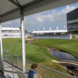 Conway Farms Golf Club - A view of the 18th green from the Fazio Skybox.