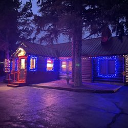 IDA THAI - Authentic Thai food served in a rustic cabin with incredible Bald mountain views!