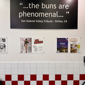 Five Guys - Decor - Burgers Near Me - Los Angeles, California