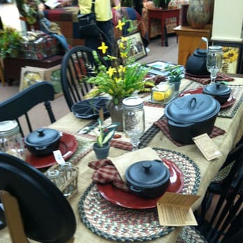 Cranberry Lane - Table top and custom floral arrangements. - Flowers & Gifts Near Me - Bristol, Virginia Cranberry Lane - Table top and custom floral arrangements. - Flowers & Gifts Near Me - Bristol, Virginia