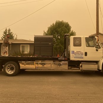 Richard's Universal Towing & Hauling - Towing Near Me - Santa Rosa, California Richard's Universal Towing & Hauling - Towing Near Me - Santa Rosa, California