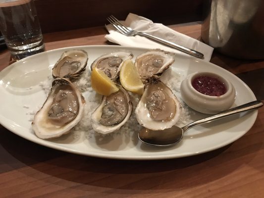 DUR À CUIRE Restaurant by null