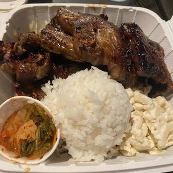 Joey's Kitchen - Short ribs to go - Asian Fusion Near Me - Lahaina, Hawaii Joey's Kitchen - Short ribs to go - Asian Fusion Near Me - Lahaina, Hawaii