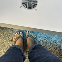 K N Nails & Spa