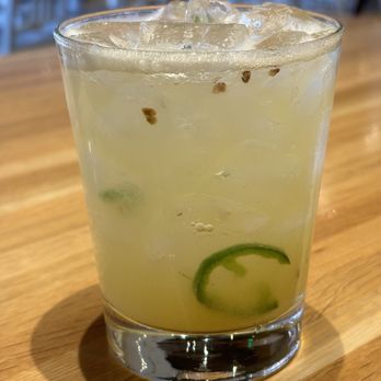 True Food Kitchen - Spicy Pineapple Margarita - New American Near Me - Oakbrook, Illinois