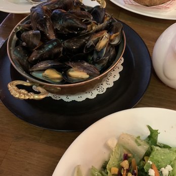 Opera Cafe Lounge - Steamed Mussels - Turkish Near Me - Brooklyn, New York