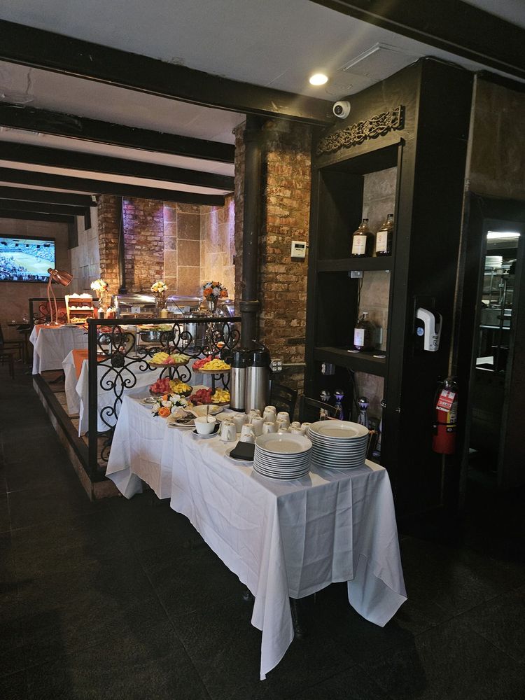 Mamajuana Cafe