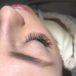 Lashes By LZ - Volume lash extensions