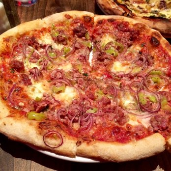 OneSpeed - $18 SAUSAGE PIZZA topped with house-made Italian sausage, mozzarella, red onions, pepperoncini, tomato sauce, and garlic oil. Loved it! - Italian Near Me - Sacramento, California OneSpeed - $18 SAUSAGE PIZZA topped with house-made Italian sausage, mozzarella, red onions, pepperoncini, tomato sauce, and garlic oil. Loved it! - Italian Near Me - Sacramento, California