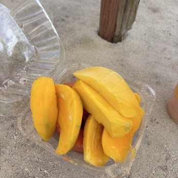 La Frutera Flores - Mango and papaya - Juice Bars & Smoothies Near Me - Luquillo, Puerto Rico La Frutera Flores - Mango and papaya - Juice Bars & Smoothies Near Me - Luquillo, Puerto Rico
