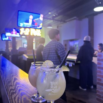 Tipsy Putt  - John Daly & Pineapple Par-Garita - Pubs Near Me - Monterey, California