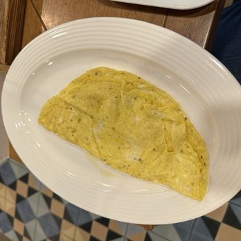 MADO - Yorkdale - Omelette - Ice Cream & Frozen Yogurt Near Me - Toronto, Ontario MADO - Yorkdale - Omelette - Ice Cream & Frozen Yogurt Near Me - Toronto, Ontario
