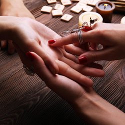 Psychic Readings and Meditations - Palm Reading