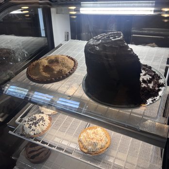 Lumberjacks Restaurant - Desserts - New American Near Me - Susanville, California Lumberjacks Restaurant - Desserts - New American Near Me - Susanville, California