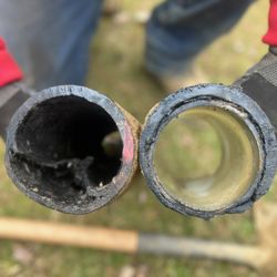 Sewer Heroes - Before and after of a sewer pipe when we instal a liner. The liner creates a new pipe within the old pipe