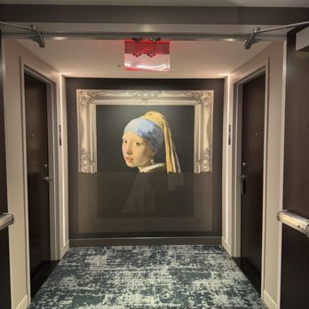 Renaissance Albany - Hallway - Hotels Near Me - Albany, New York