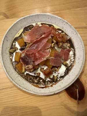 Trelio Food & Wine by null