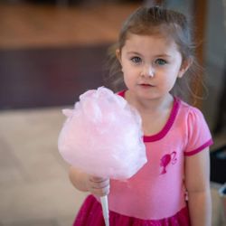 Rainbow Moments - Service:Cotton candy machine