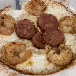 Shrimp & Grits w/Sausage