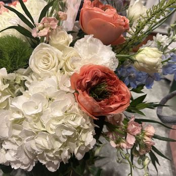 Upland Flowers - Florists Near Me - Upland, California