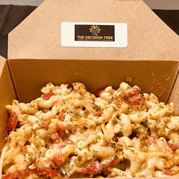 The Decision Tree - Mac'n Cheese - Vegan Near Me - Windsor, Ontario