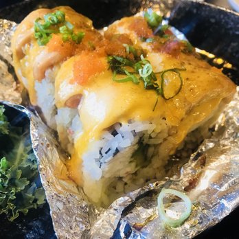 Sushi Hook - Lion king roll - Sushi Bars Near Me - Sacramento, California