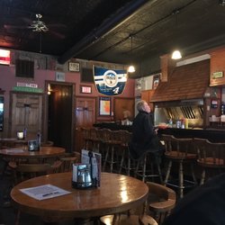 Cruise Inn Bar & Grill