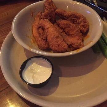 Miller's Ale House - Zingers mild - Sports Bars Near Me - Commack, New York