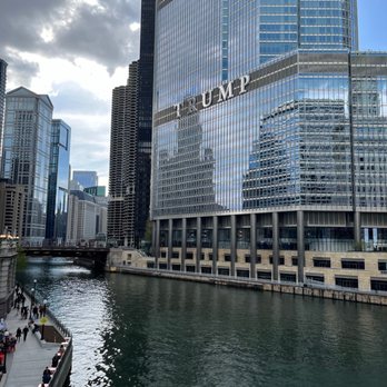 Chicago Riverwalk - Landmarks & Historical Buildings Near Me - Chicago, Illinois Chicago Riverwalk - Landmarks & Historical Buildings Near Me - Chicago, Illinois