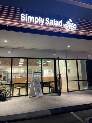 Simply Salad by null