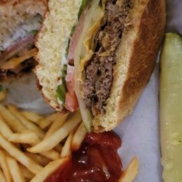 Classic Smash Burger Classic Smash Burger