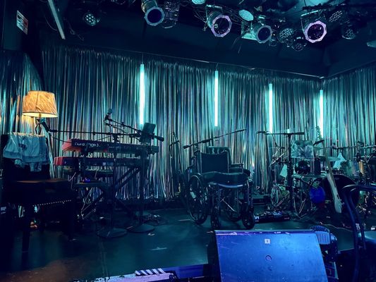 Bowery Palace by null